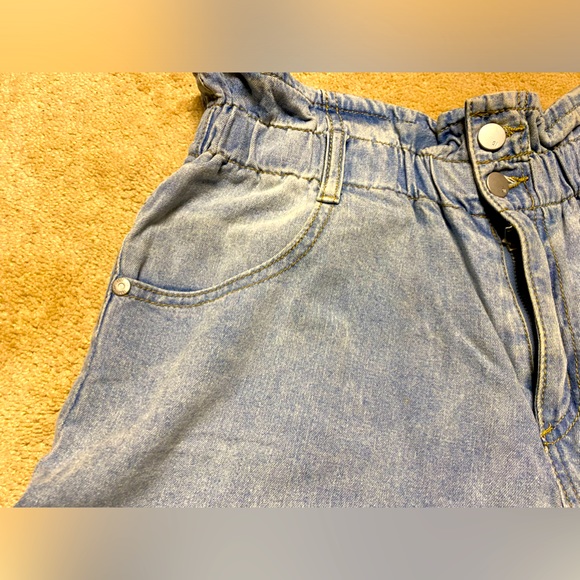 Ladies denim paper bag shorts - Picture 3 of 8